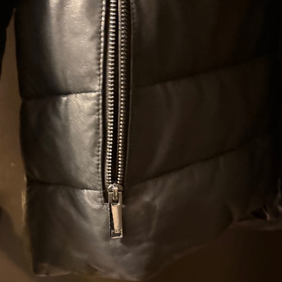 Women's Black Leather Real Fur Hooded Jacket with belt - Picture 3 of 12